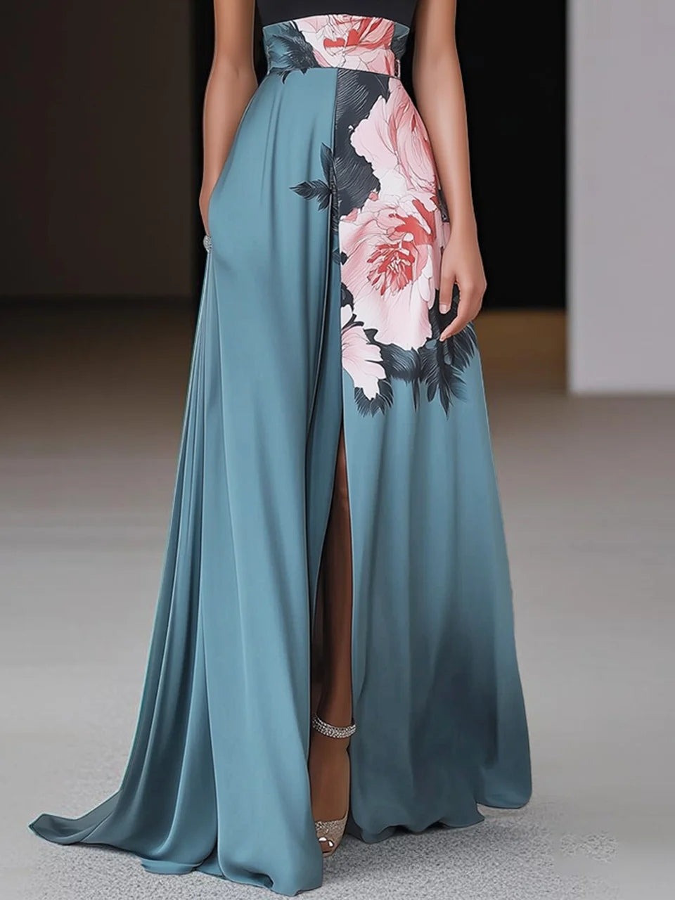 Abito lungo donna con stampa floreale – Collo allacciato al collo senza maniche con spacco