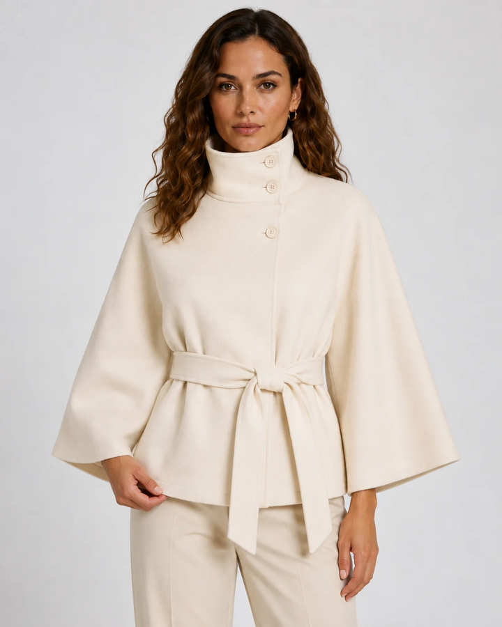 Manteau Femme Coupe Chauve-Souris – Col Montant Boutons Ceinture