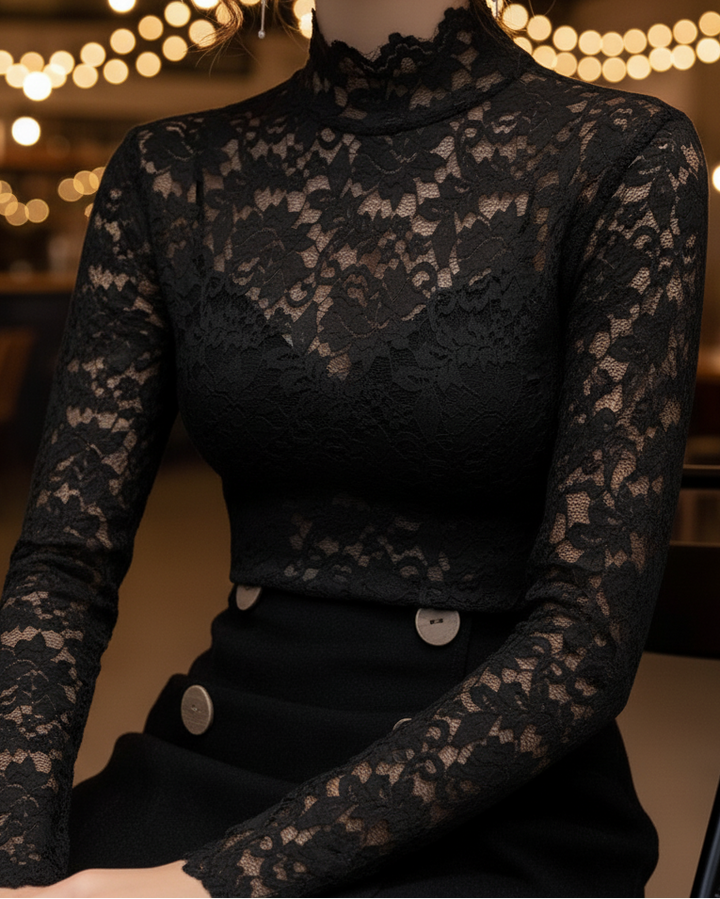 Blusa donna in pizzo con collo alto – Eleganza aderente a maniche lunghe