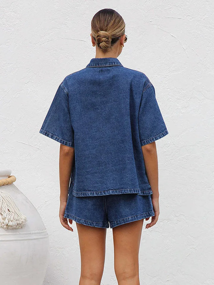 Completo Due Pezzi Donna in Jeans – Camicia a Maniche Corte &amp; Shorts Coordinati