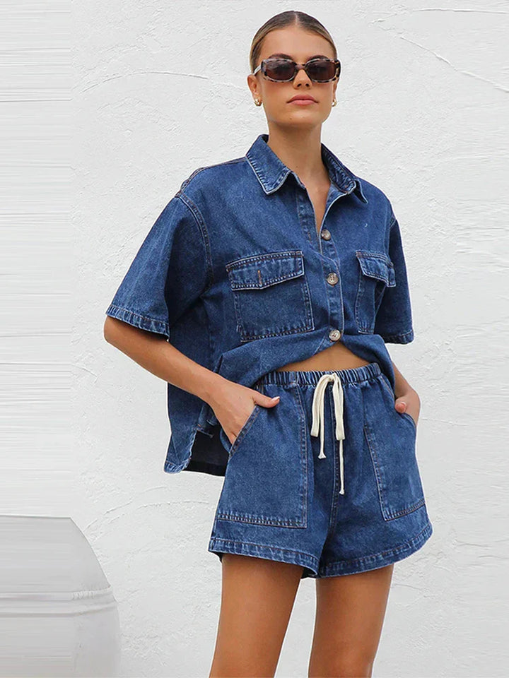 Completo Due Pezzi Donna in Jeans – Camicia a Maniche Corte &amp; Shorts Coordinati