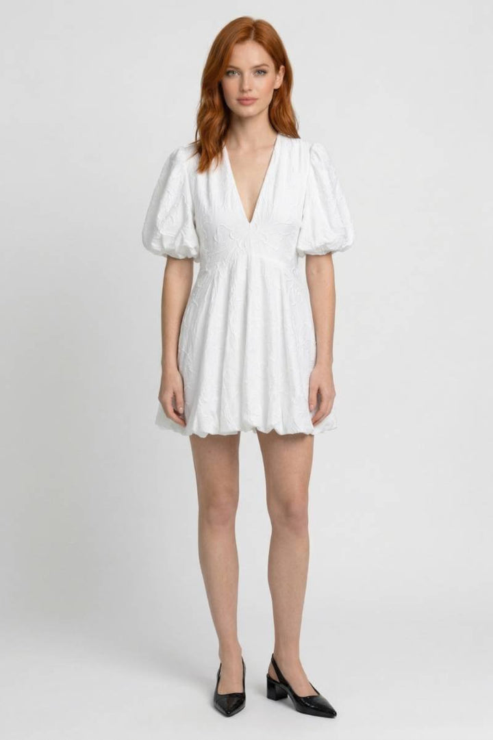 Robe Mini Femme à Manches Bouffantes – Col V Profond et Coupe Légère