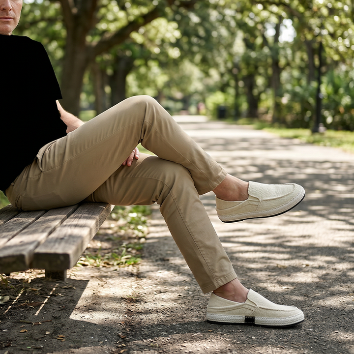 Mocassini da uomo in lino – Slip-on con punta tonda e cucitura moc-toe