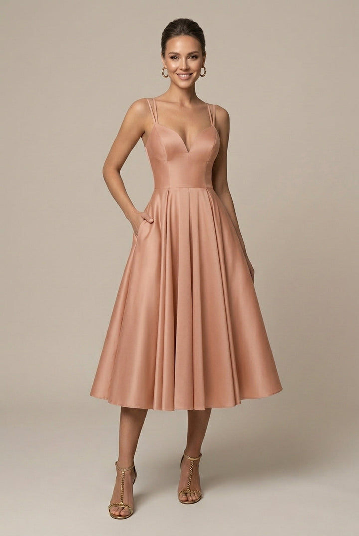 Midikleid für Damen A-Linie – V-Ausschnitt mit doppelten Trägern, ausgestellter Rock