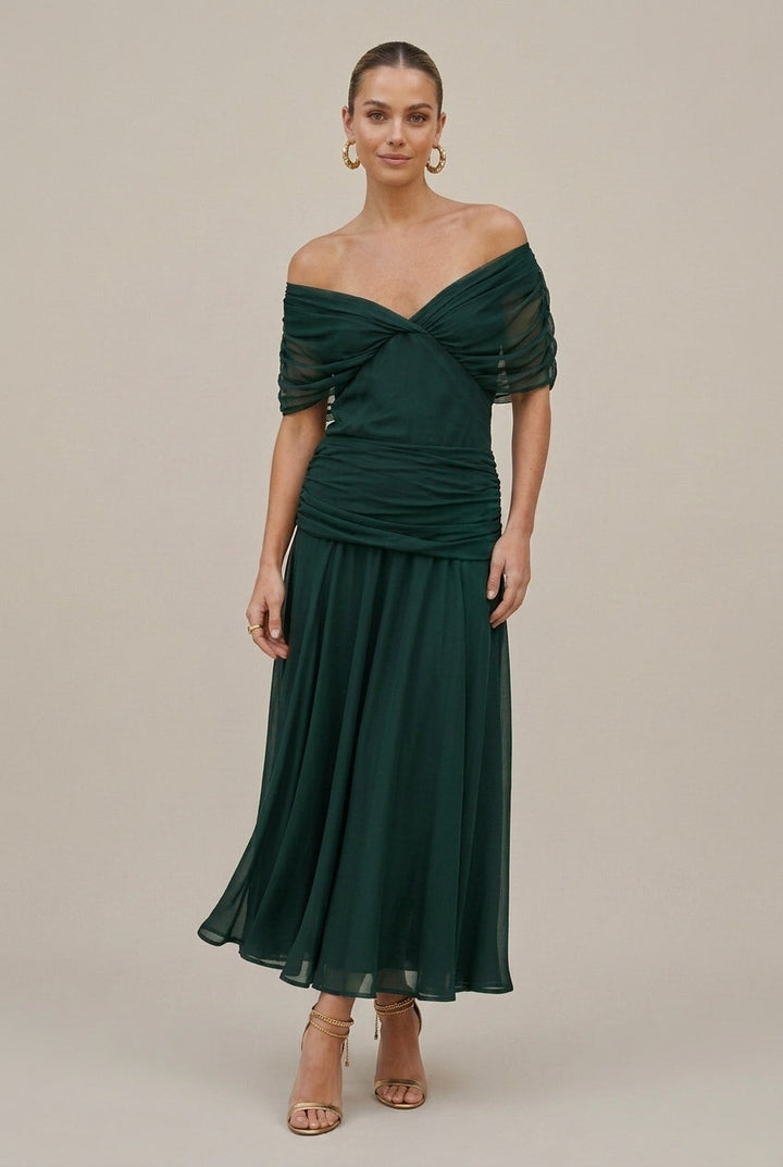 Damen Maxikleid aus Chiffon – Freie Schultern Gerüschte Taille Fließende Passform