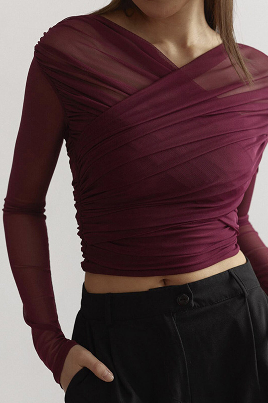 Mesh-Top Damen mit Raffung – figurformender Schnitt mit langen Ärmeln